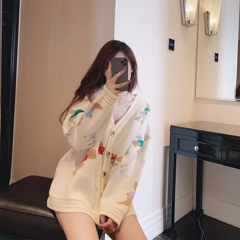 

Autumn 2020 new women's fragrance style outer wear V-neck sweater all-match loose short sweater cardigan top