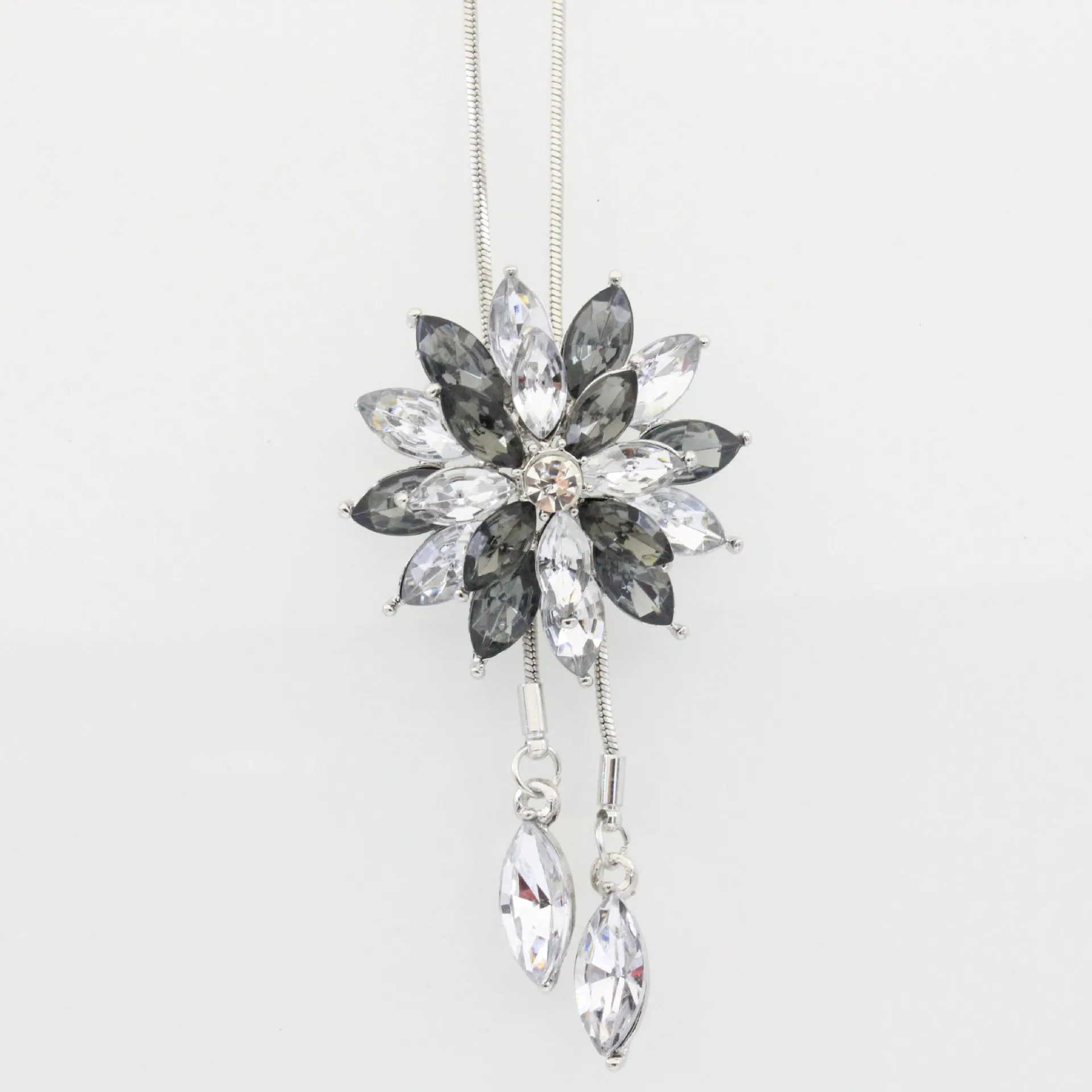 Europe And America New Style EBay Versatile Lotus Double Layer Crystal Flower Necklace Sweater Chain