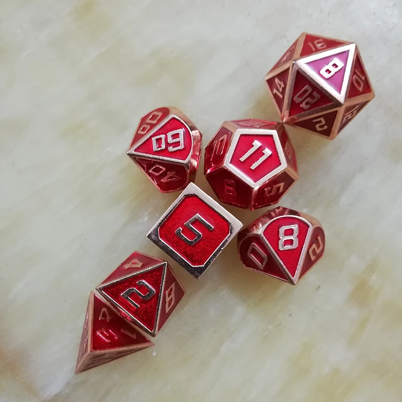 Rpg кости многогранные наборы металла dnd подземелья d20 10 8 12 и драконы настольные игры цинковый сплав кубики цифровой узор