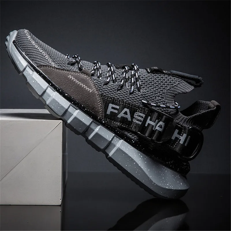Кроссовки для мужчин; Flyknit; дышащая повседневная мужская обувь; коллекция года; Молодежная прогулочная обувь; новые модные сетчатые носки; обувь на плоской подошве; ботинки - Цвет: black