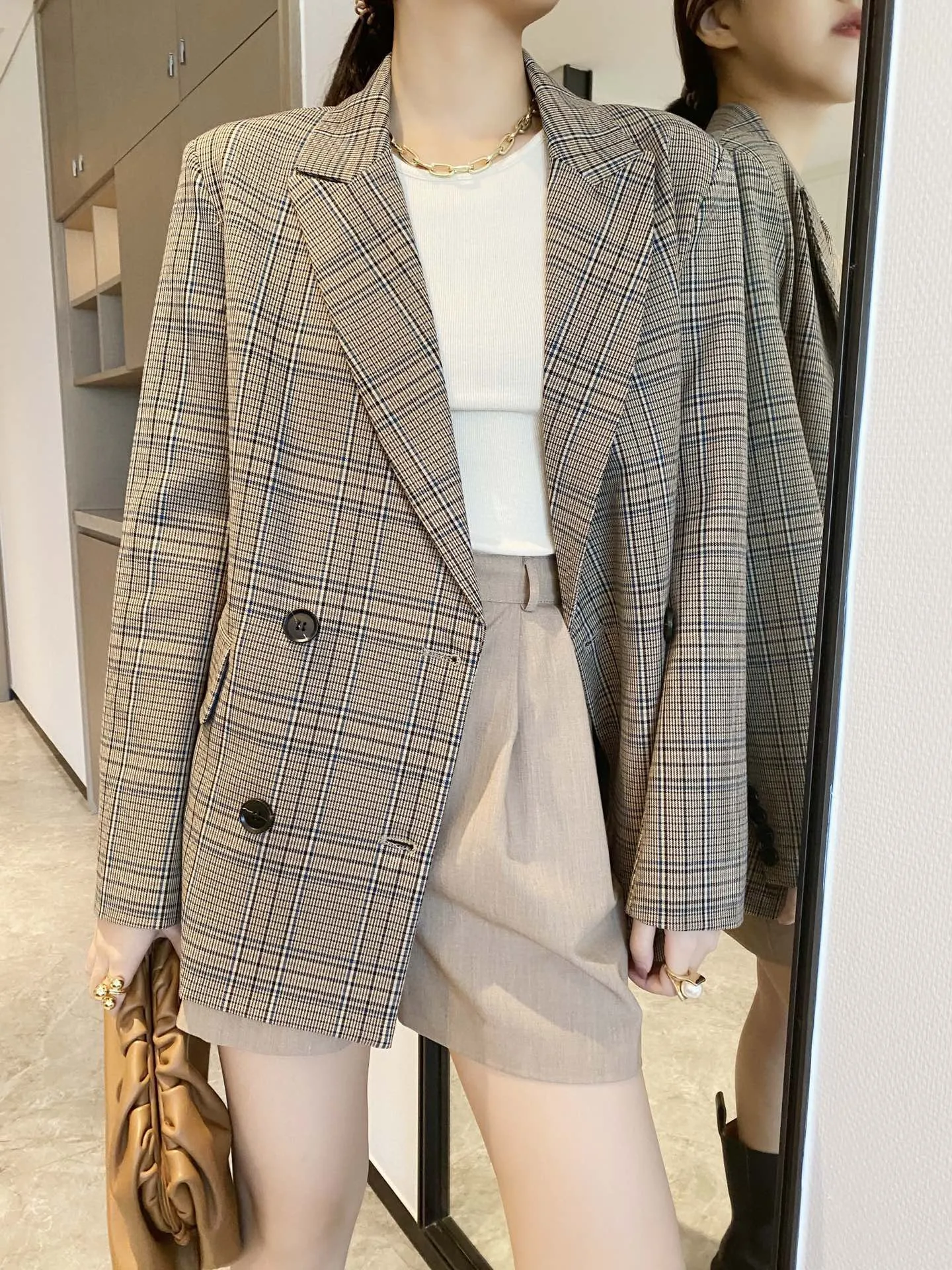

High-grade plaid blazer female design sense British style pattern suit 2020 autumn new loose top
