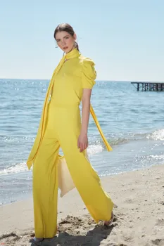 

Balloon Sleeve One Sleeve Lacing Collar Detailed Sweater Jumpsuit