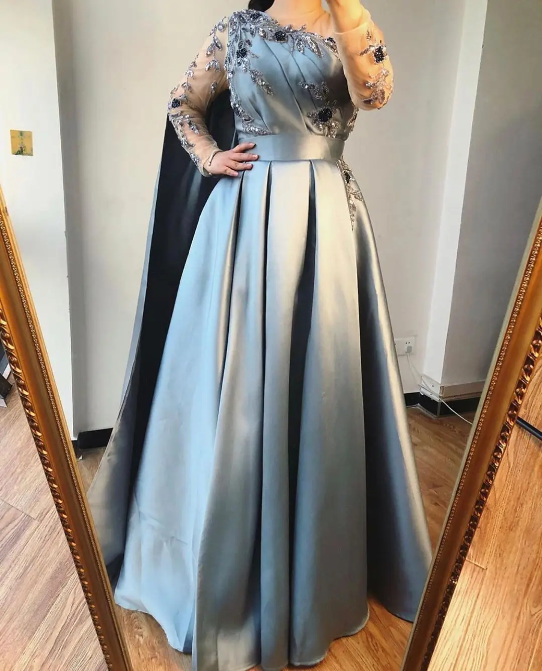 YUNUO Dubai Beading Prom Party Gowns A-Line Long Sleeves Formal Evening Wear Prom Dresses with Satin Cape vestido elegante ball gown prom dresses