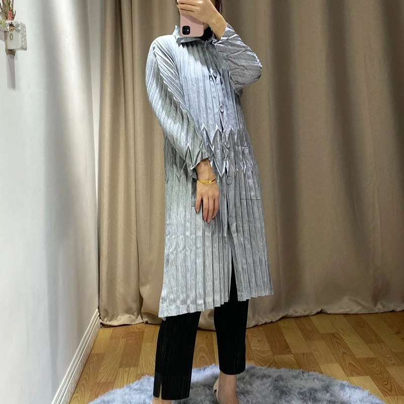 Весенняя Новинка MIYAKE плиссированная ветровка Модный Дизайн однобортный дышащий льняной воротник длинное пальто для женщин