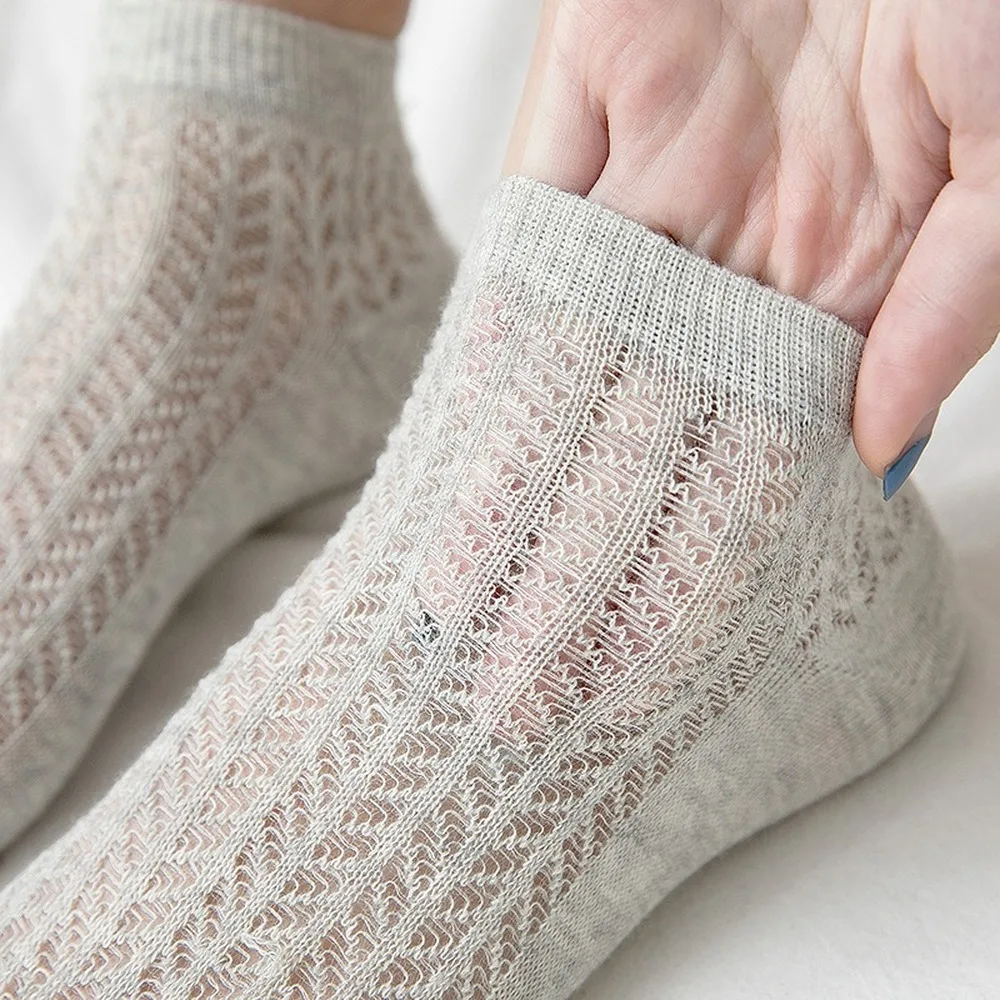 

Hot Sale Spring Summer Fuzzy Socks Harajuku Fresh Short Tube Female Breathable Low-cut Women's Bobbysocks Japanese Girls Sox