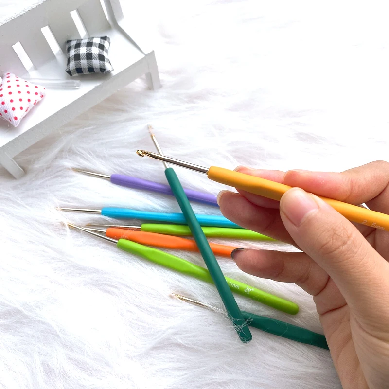 0.5mm-2.5mm 1pcs Crochet Hooks Needles Small Lace Yarn Weave Knitting Needles  Hook For Dolls Tools 16 Sizes Hooks For Knitting - AliExpress