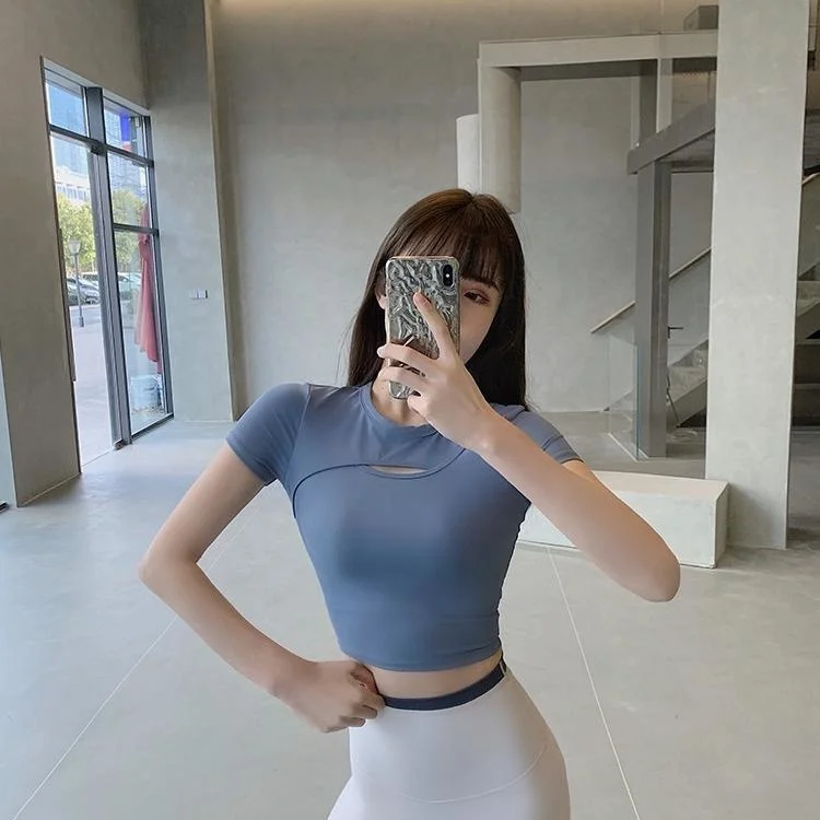 

Yoga Crop Top Sports T-shirt Women's Elastic Short Running Training Neck Red Sleeve Mujer Camisetas