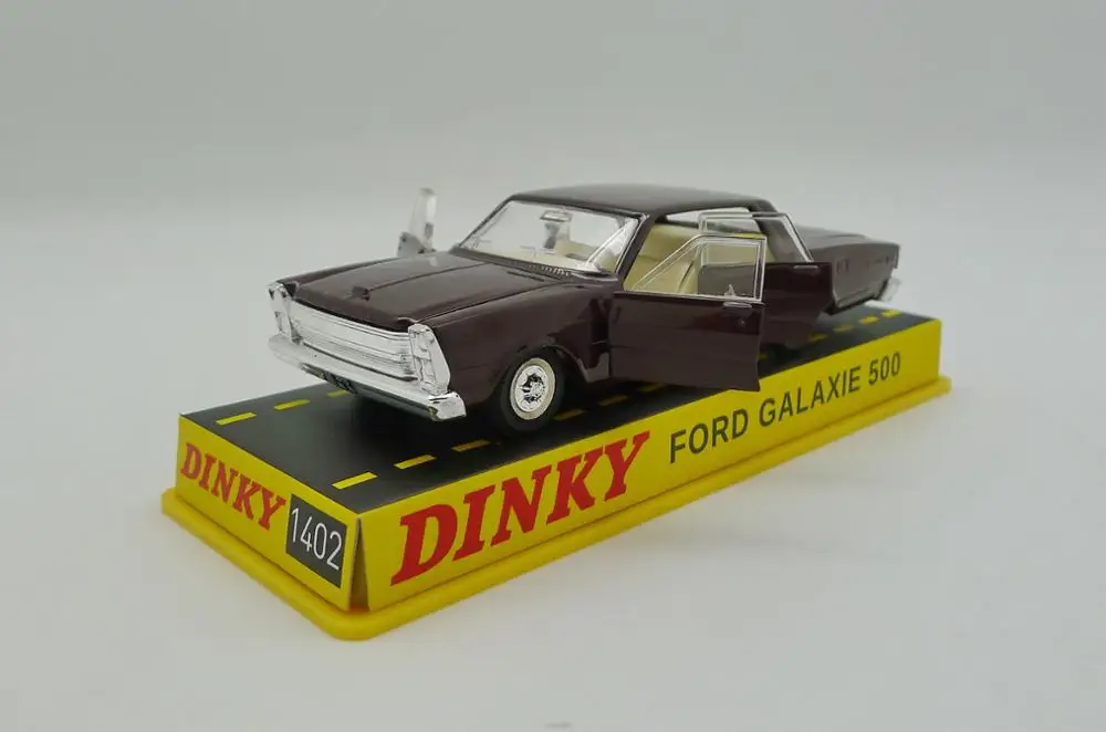 Atlas Dinky Toys 1402 Форд галачи 500 Литой модельный автомобиль
