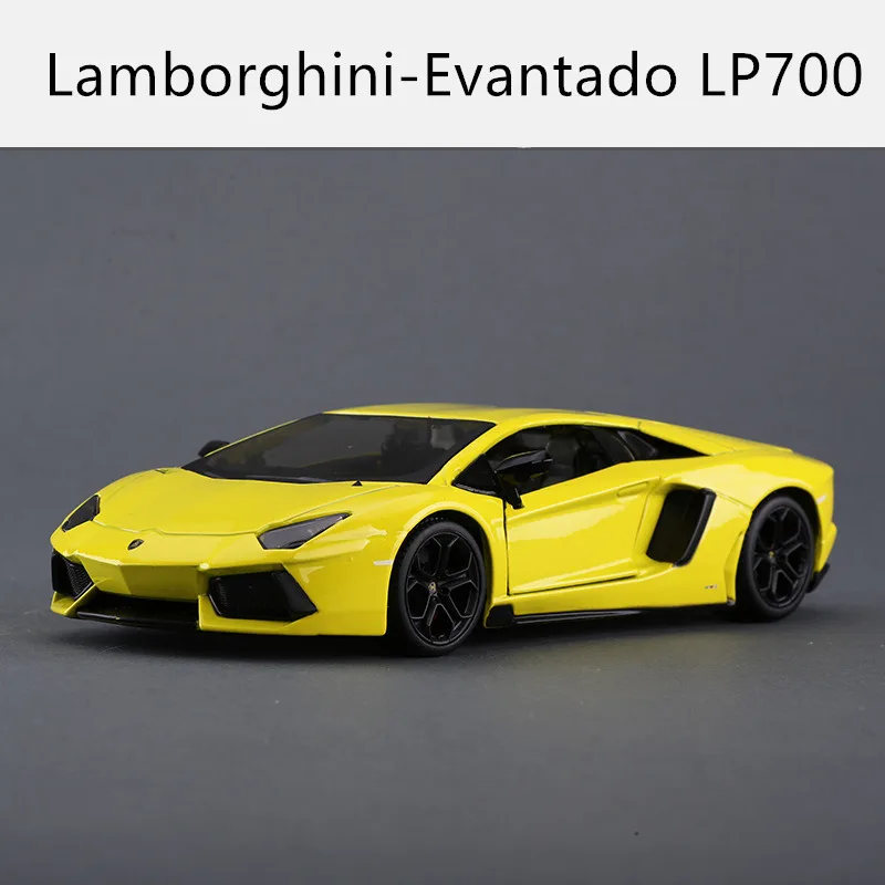 LP700 Maisto 1:24 Nissan GTR спортивный автомобиль-трансформер модель автомобиля из сплава Моделирование Украшение автомобиля коллекция Подарочная игрушка - Цвет: LP700