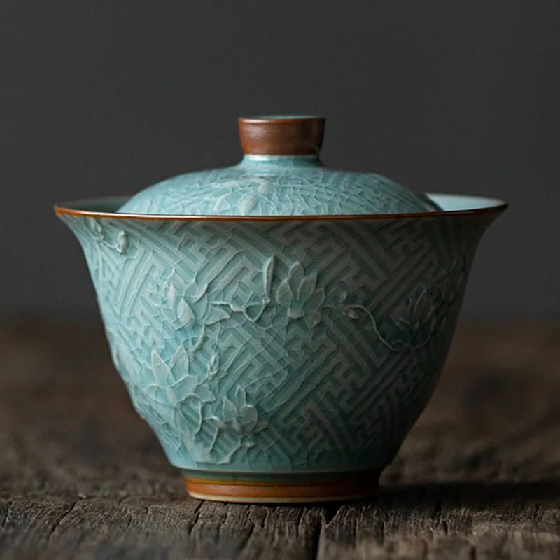 Retro Ge Kiln Ceramic Tea Tureen 110ml Handmade Relief Flower Art Gracked Glaze Tea Maker Gaiwan Household Kung Fu Ceremony