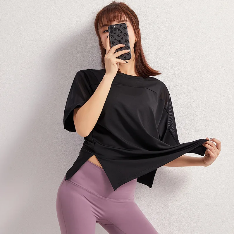 Women Sports Tops Gym Short Sleeve Mesh Patchwork Open Side Yoga Shirts Loose Soft Mesh Fabric Exercise T-shirts Fitness Wear
