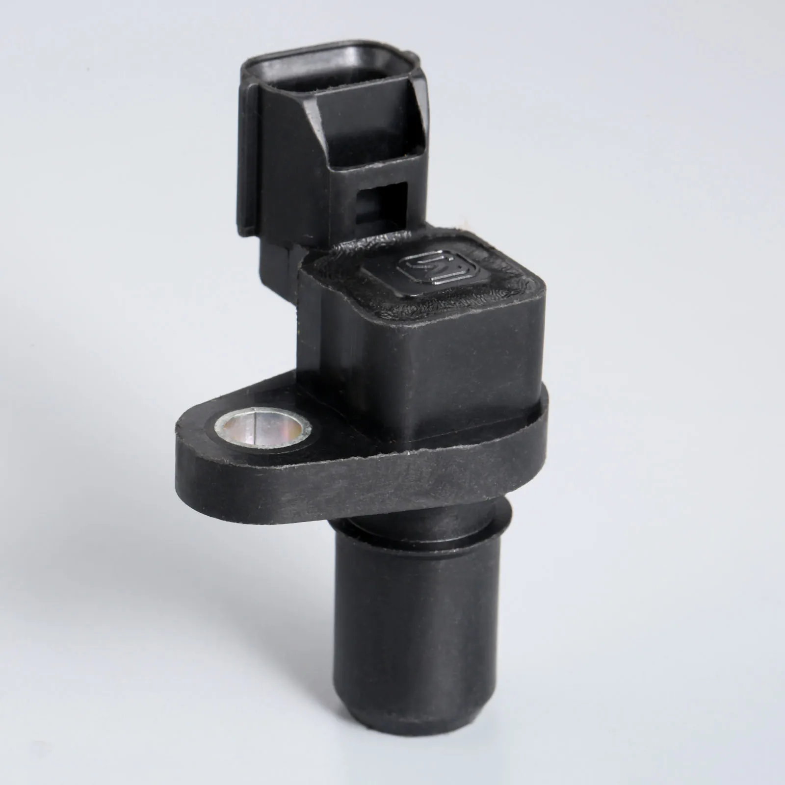

Camshaft Position Sensor For Mitsubishi Lancer 2002-2007 MD348074 CSS1682 CAS1107 DOR917703 PC682 5S1410 SU6528