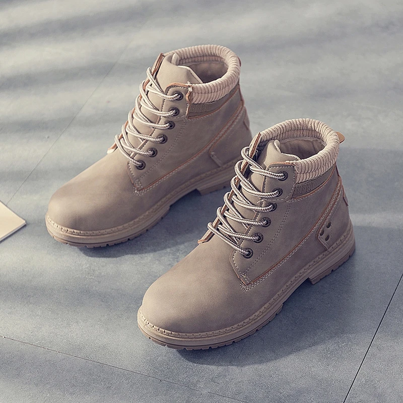 2021 New Autumn and Winter Plus Velvet Short Boots Women's High-top Retro Tooling Casual Fashion All-match  Boots