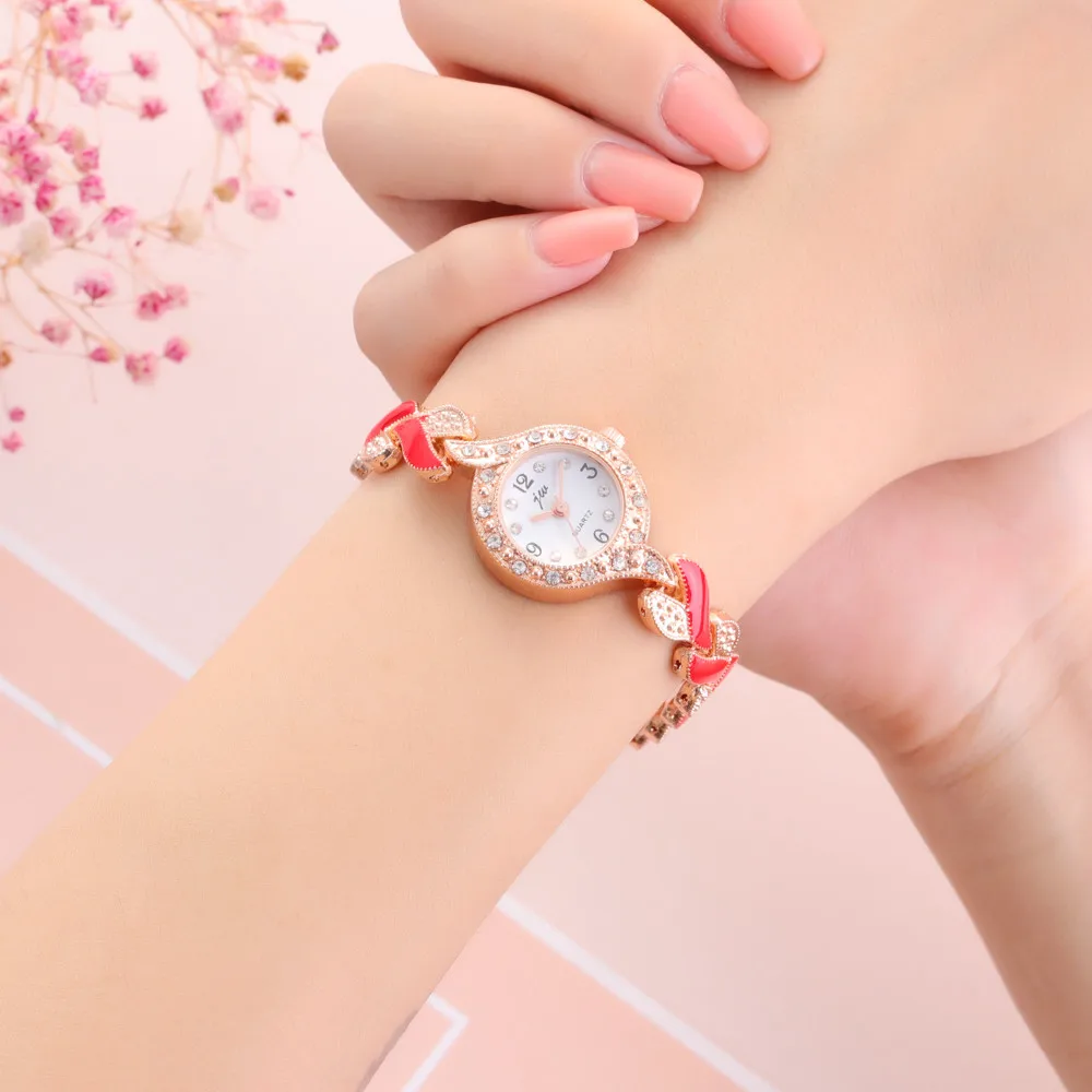 

Fashion Casual Rhinestone Women's Watches Stainless Steel Band Analog Quartz Round Wrist Watch Bracelet Relogio Feminino