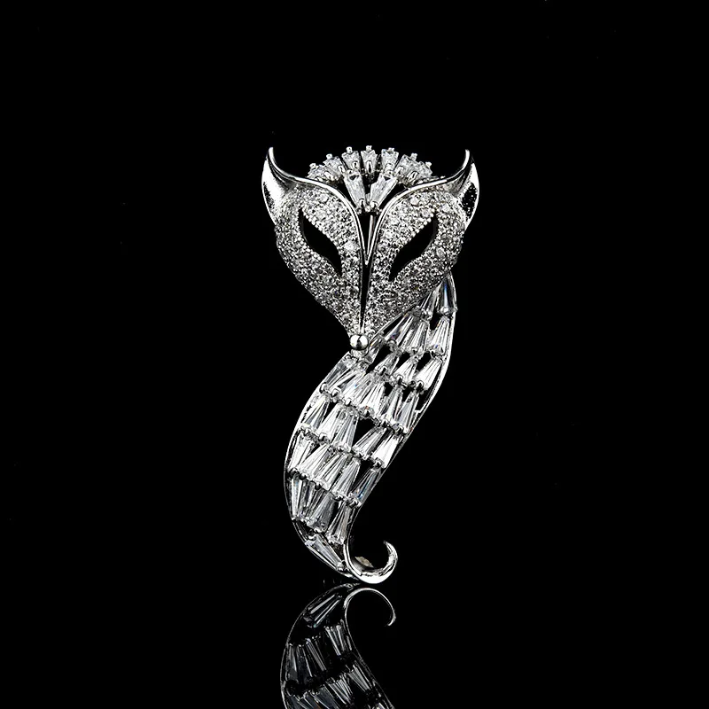 

Korean-style Cute Fox Micro Zircon Brooch Women's Simple Versatile Creative Brooch Clothing Elegant Corsage Ornament