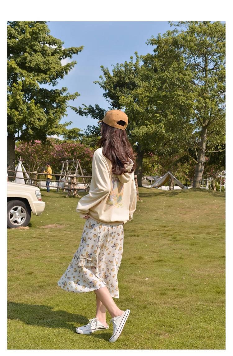 MISHOW 2020 Autumn Skirts For Women Vintage Floral Printed Asymmetrical Mid Calf Skirt High Waist Retro Female Bottoms MX20C1898