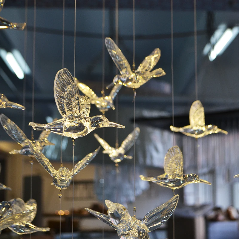 

18pcs Transparent Crystal Acrylic Bird Hummingbird Ceiling Wall Hanging Home Wedding Stage Background Decoration Party Ornaments