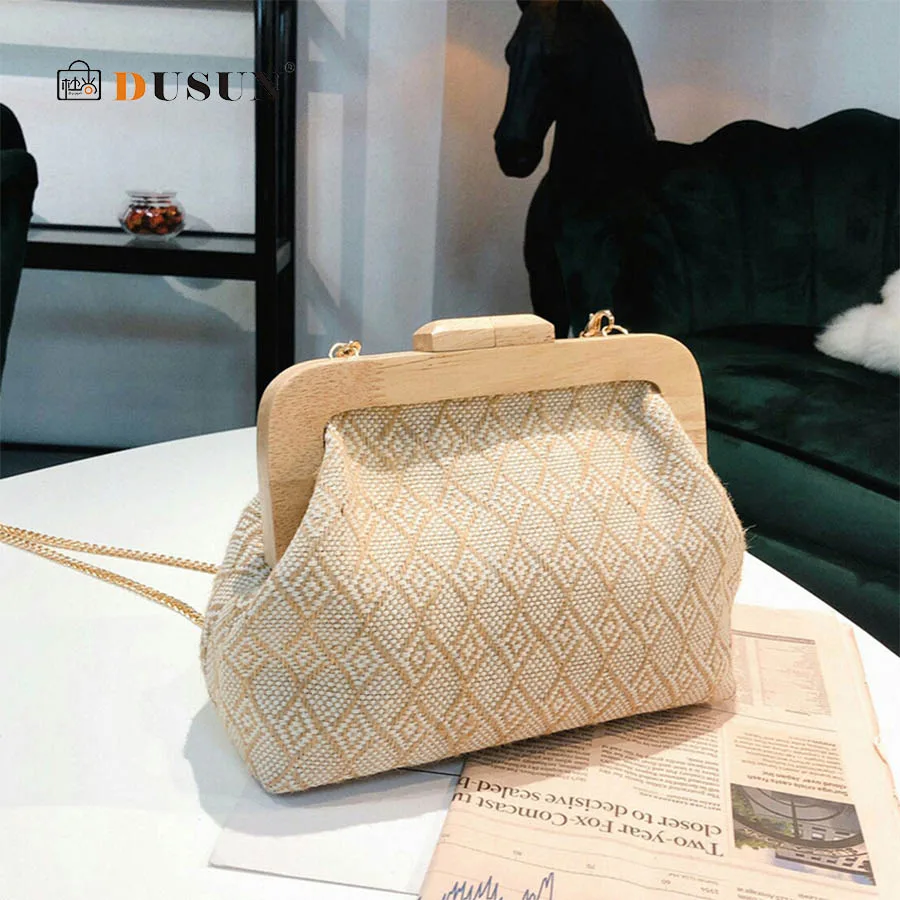 

Fashion Linen Embroidered Shoulder Crossbody Bag Wooden Buckle Ladies Shoulder Bag Casual Metal Chain Shoulder Messenger Bags