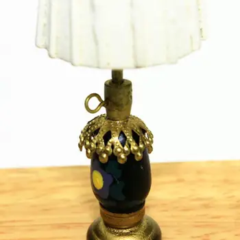 

1/12 Scale Doll House 1:12 Miniature Table Miniature Play Model Doll Lamp Mini Accessories Simulation Scene Table Food Hous K0V7