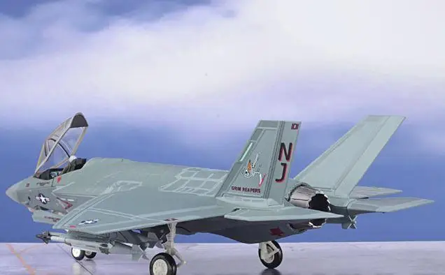 Хобби мастер Lockheed Martin F-35C Lightning II 101 VFA-101 Grim Reapers CAG Bird 2013 1/72 литой под давлением самолет модель самолета