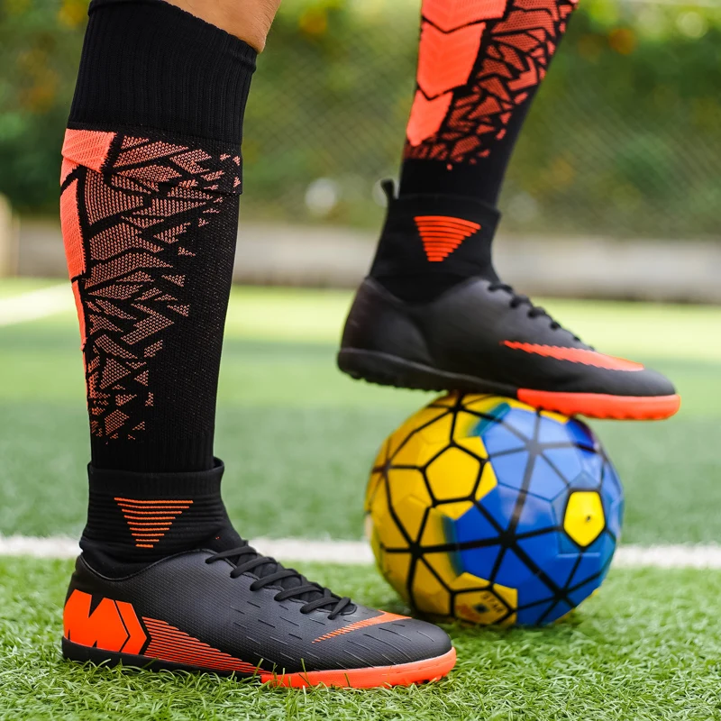

Men Soccer Shoes Advanced Turf Sneakers Professional Trainers New Design High Top Long Spikes Football Shoes Chuteira Futebol