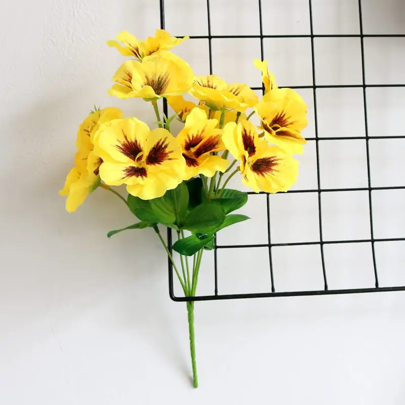Искусственные цветы Htmeing 11 дюймов искусственные Pansy шелковые бабочки Орхидея