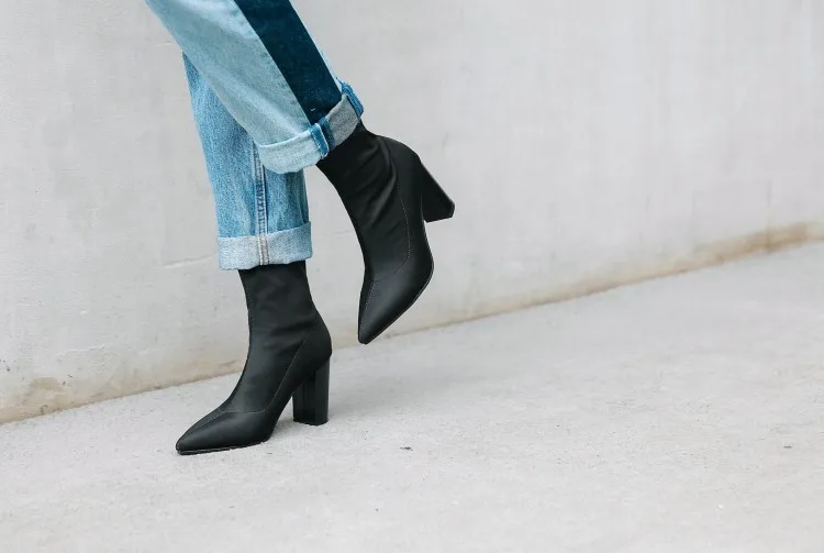 

Stretch Ankle Boots for Women Pointed Toe Sock Boots Square High Heel Boots Shoes Woman Fashion size34--44