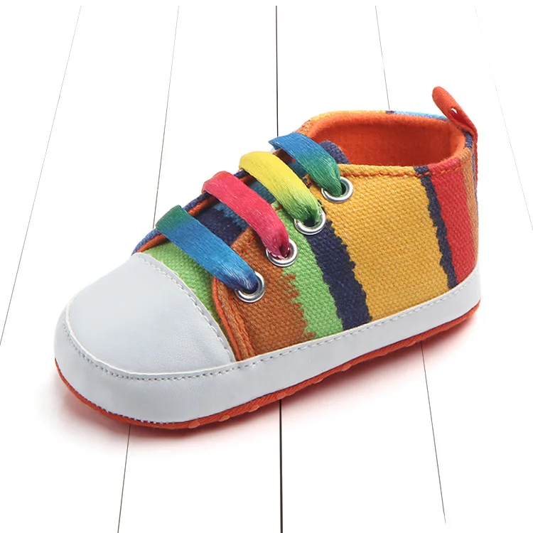 Цветные классические спортивные кроссовки для новорожденных мальчиков и девочек; обувь для первых шагов; обувь для малышей с мягкой нескользящей подошвой; детская обувь
