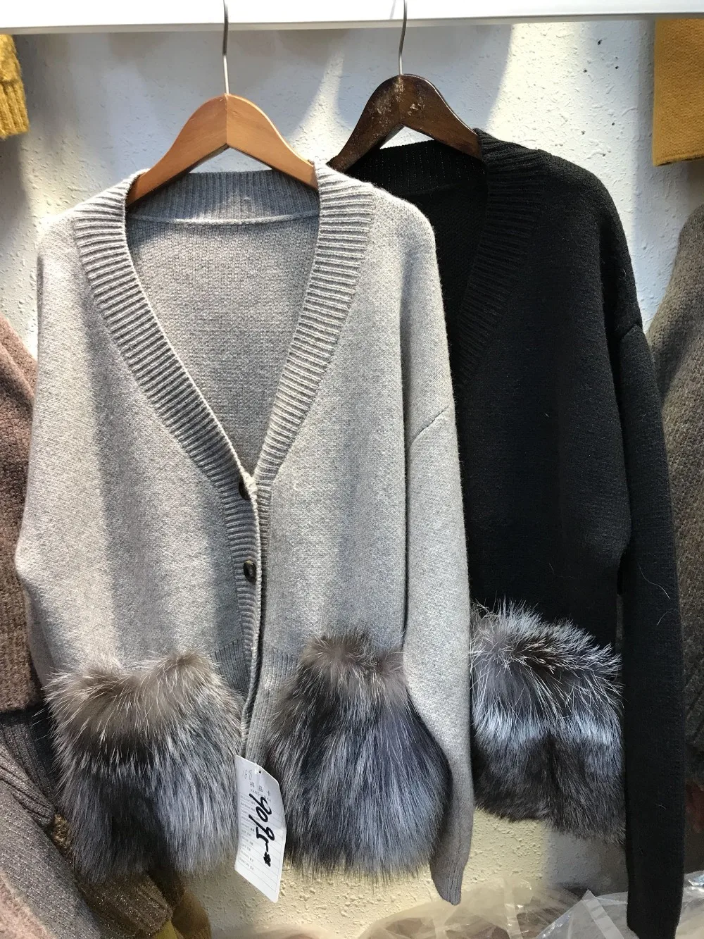 Большой натуральный мех, карманы, вязаная верхняя одежда, кардиган, зимний женский свитер, пальто, куртка, длинный рукав, на одной пуговице, кардиганы, Pull Femme