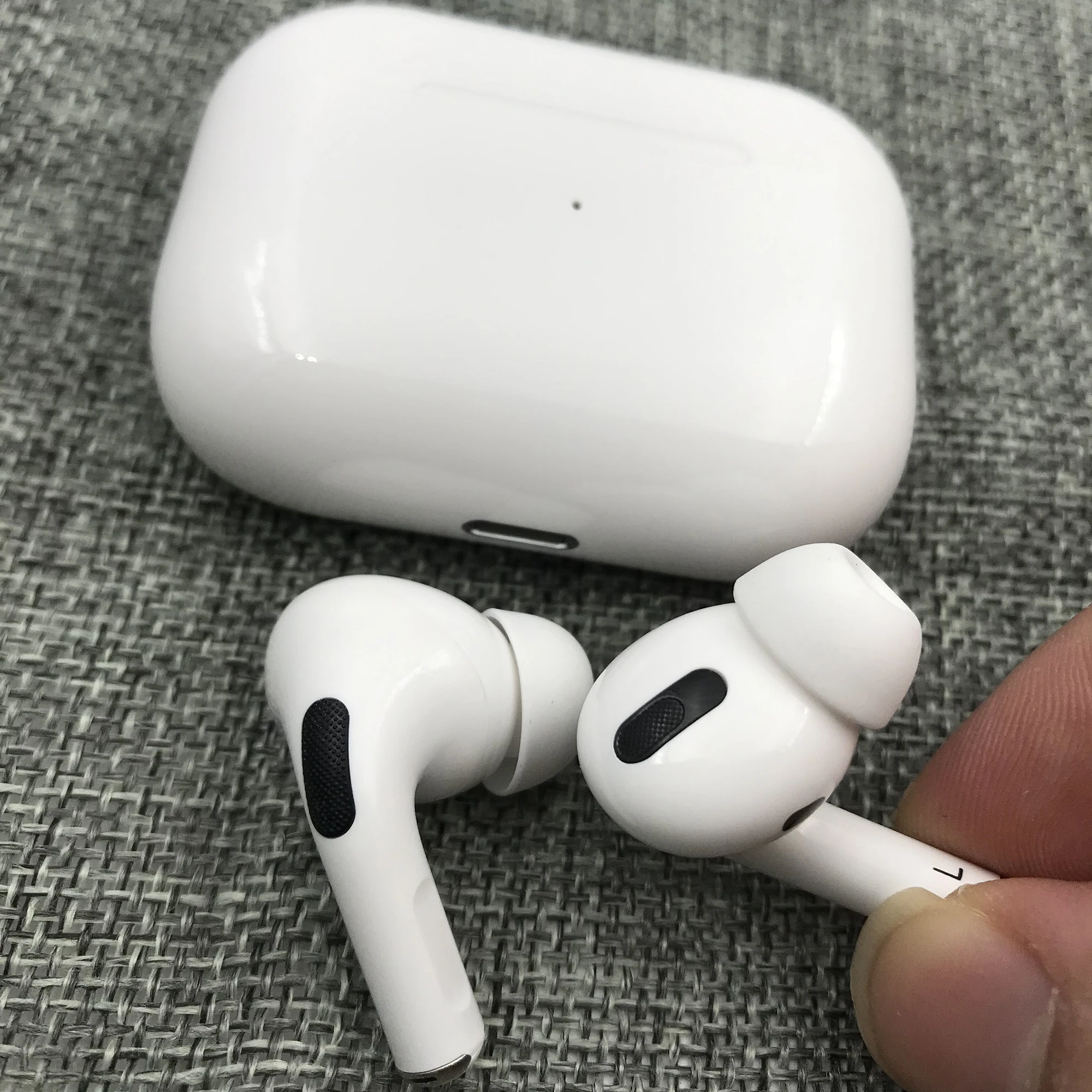 Airpodding Pro 3 Bluetooth Earphone TWS Wireless Headphones HiFi Music Earbuds Sports Gaming Headset For IOS Android Phone