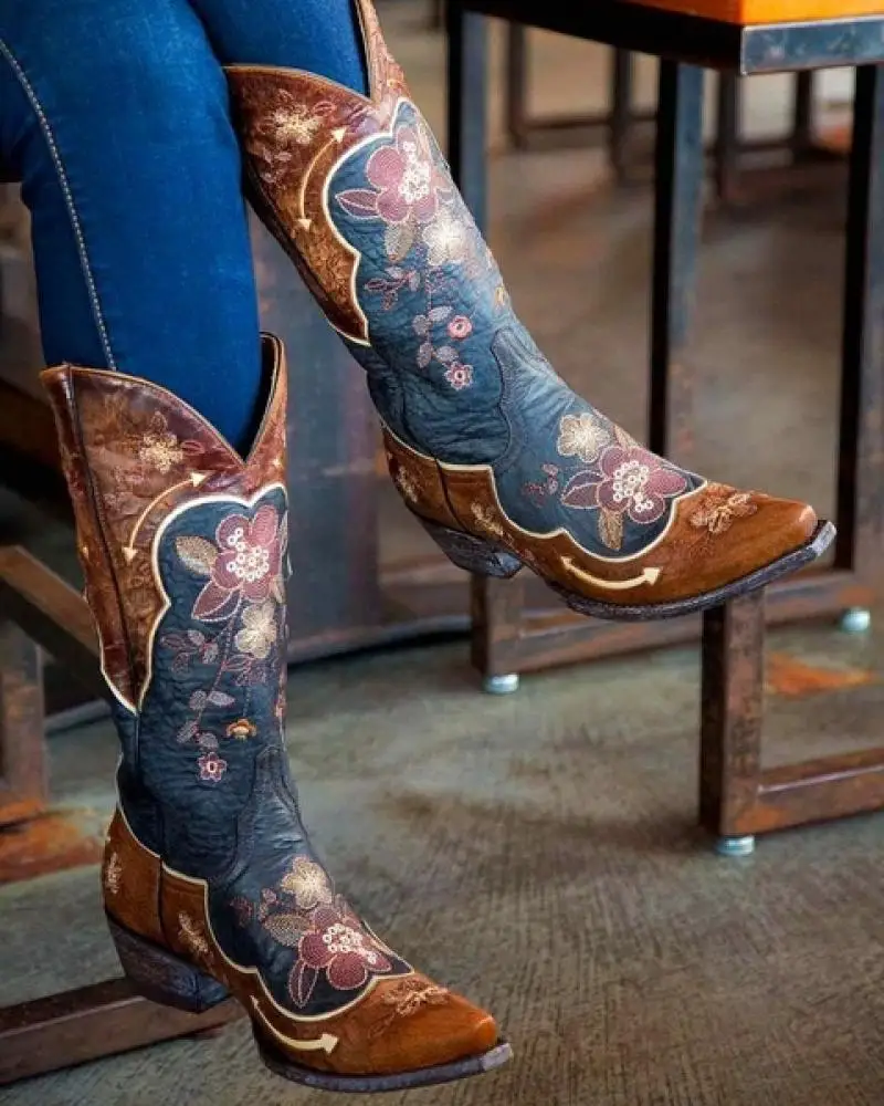 Модные новые женские сапоги в западном стиле до середины икры с цветочной