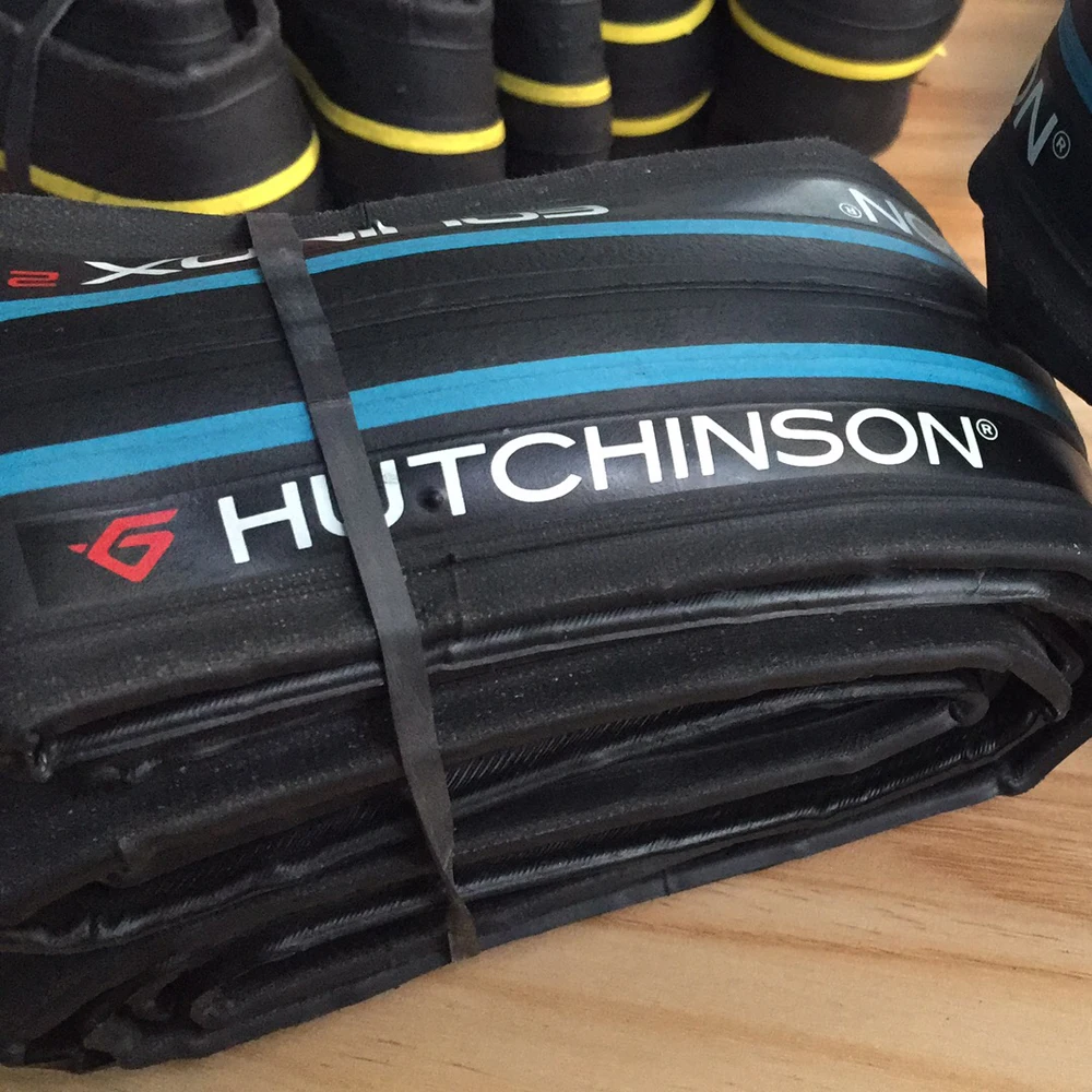 HUTCHINSON EQUINOX Ультралегкая 220 г велосипедная шина 700C шины для шоссейного велосипеда 700x23C bicicleta pneu 66TPI гоночные велосипедные шины цветные