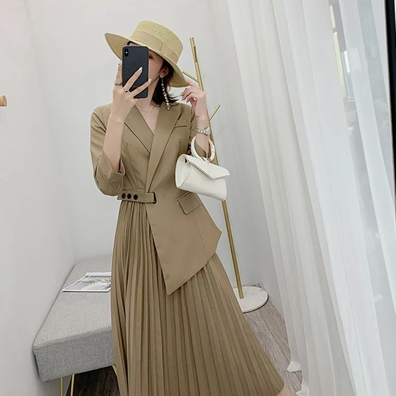 

2019 Autumn Solid Notched Midi Dress Office Lady Buckle Pleated Dress Button Long Sleeve Pockets A-Line Elegant Dress