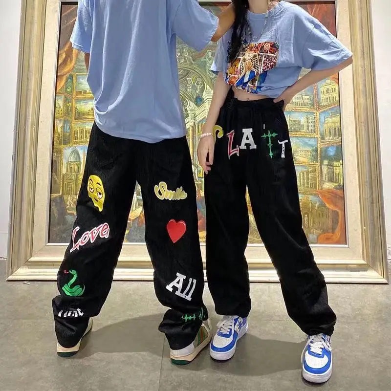 

2021 Men's Straight Pants Loose Black Color Streetwear Jeans Fashion Trend Printing Casual Pants Hip Hop Style Trousers