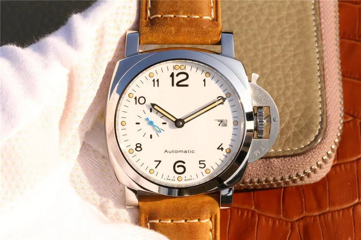 

WG10626 Mens Watches Top Brand Runway Luxury European Design Automatic Mechanical Watch