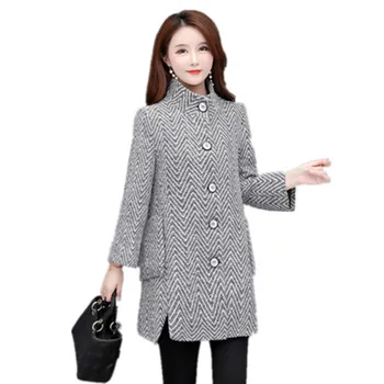 

Winter 2019 woolen Jacket Female Middle Longmiddle-aged Mom New Loose Autumn plus size Striped Woolen Coat Women Outerwear 5XL