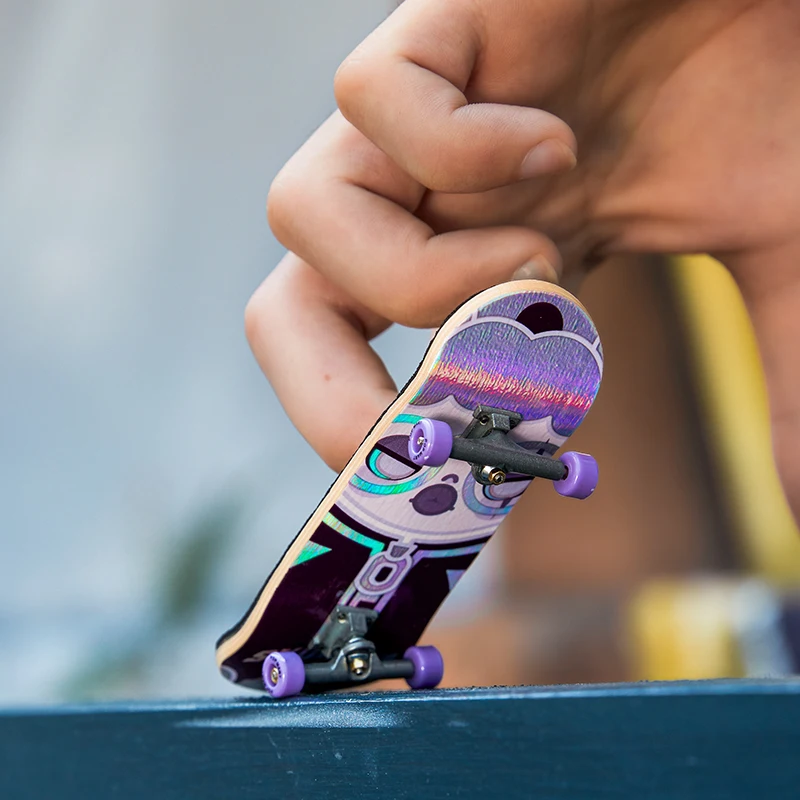 POP MART Skullpanda Hyepanda Series Finger Skateboard Mystery Box