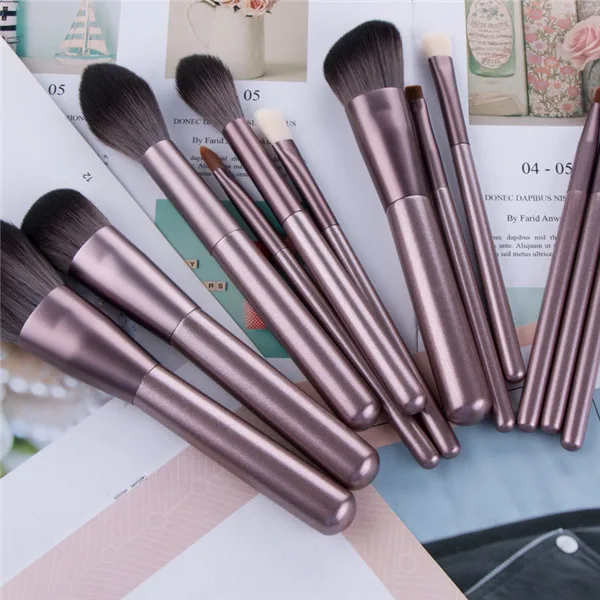 12Pcs Beauty Makeup Brushes Set Cosmetic Foundation Powder Blush Eye Shadow Lip Blend Make Up Brush Tool Kit