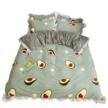 

thick warm skin-friendly fleece 4 pcs crystal magic velvet bedding sheets winter velvet bed Cover Vertical pattern Bedspread Pil