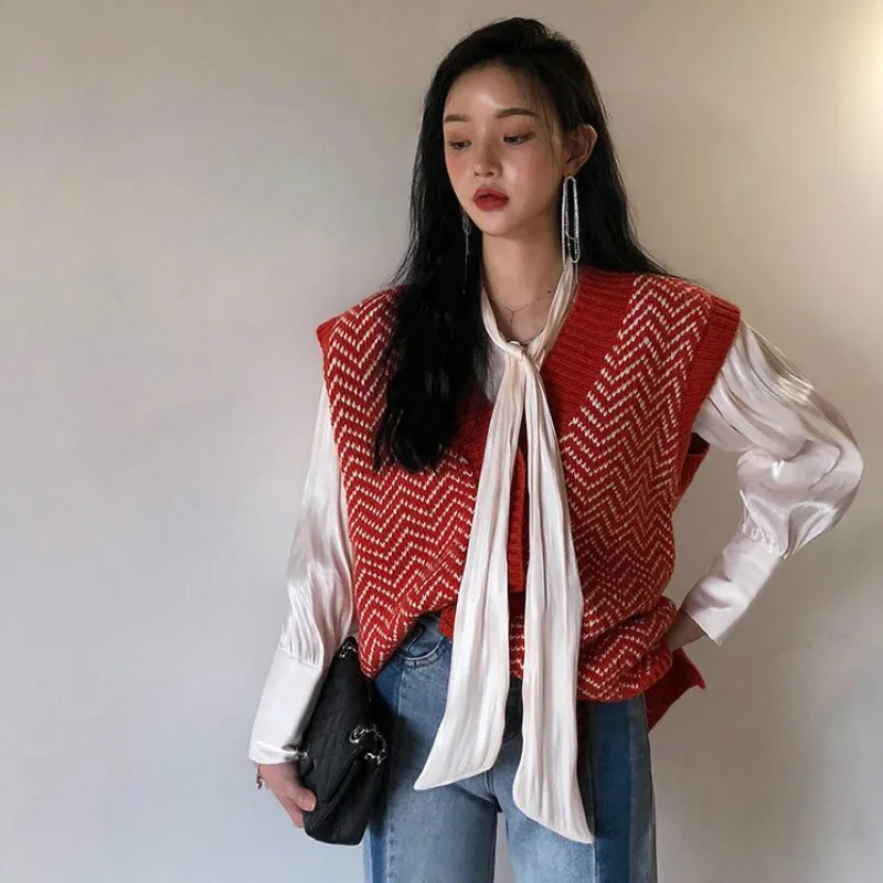 

Women Autumn Winter Knitted Sleeveless Christmas Tank Sweater Coat Female Red Jacquard Waistcoat Vest Jersey Mujer Pull Femme
