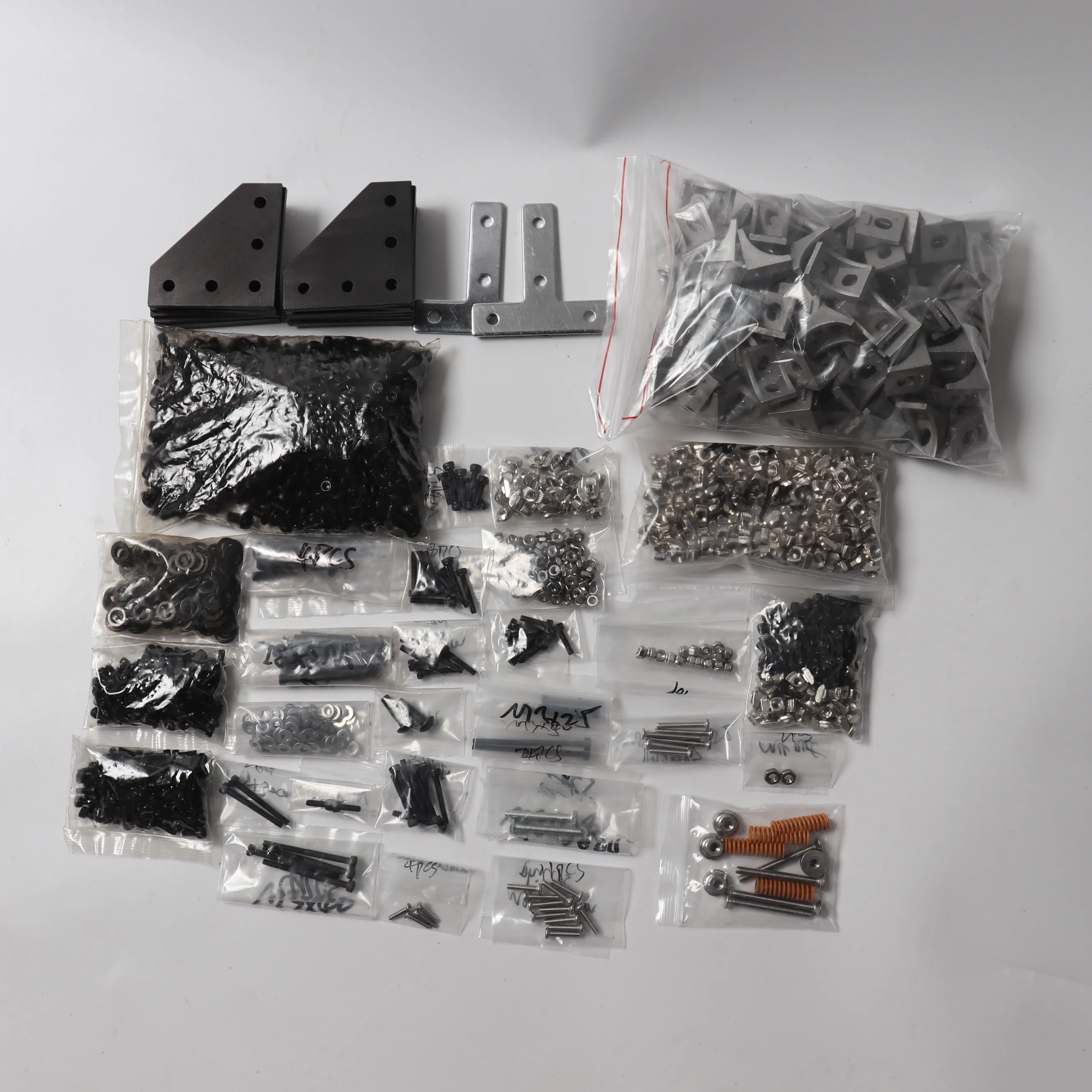 Скидка 1 комплект BLV MGN Cube 3d принтер Полный шурупы, гайки, кронштейн и углы комплект