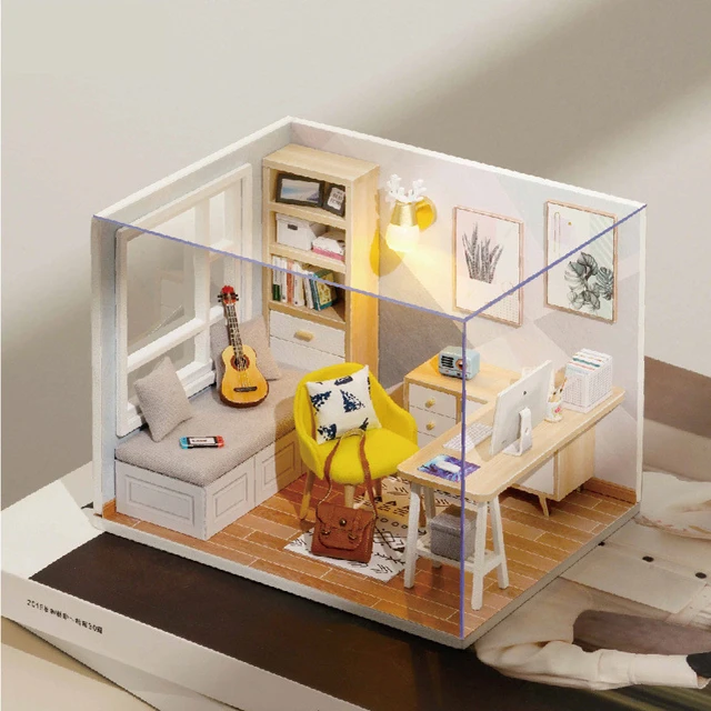 Wooden Doll House, Doll Houses & Accessories