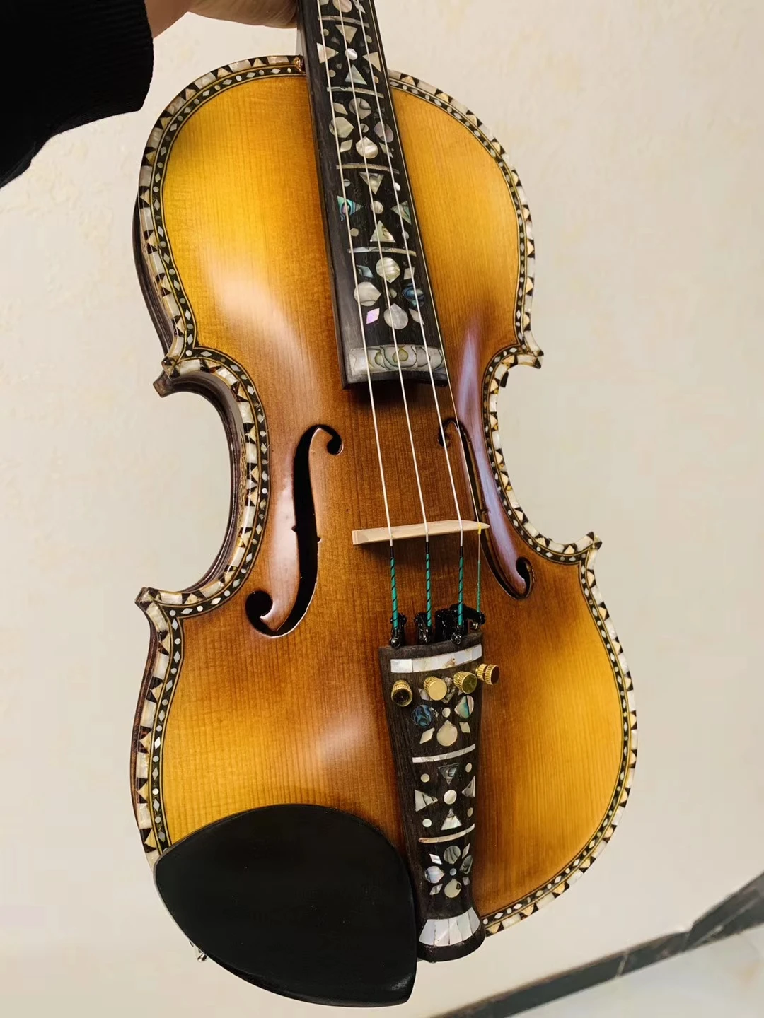 Fingerboard Carved inlaid shells Bird's Eye Maple！4/4 3/4 Stradivarius Violin violino Best Tone! bow case strings Aubert Bridge!