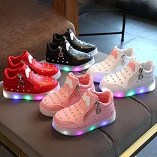 Светящиеся кроссовки для девочек; Студенческая зимняя обувь унисекс; светящаяся обувь для маленьких девочек; светящаяся обувь с батареей; прогулочные спортивные кроссовки