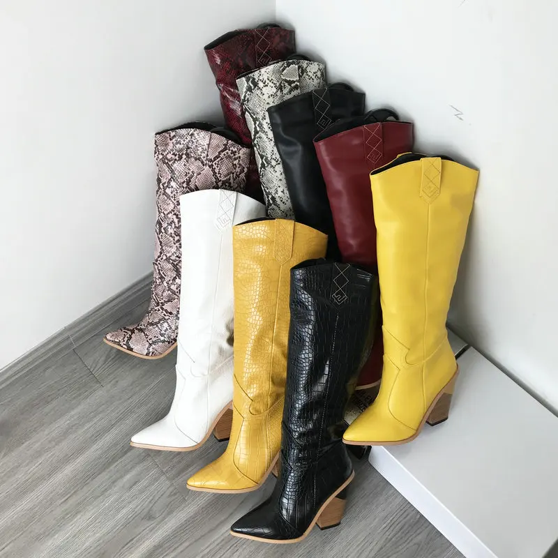 Женские ковбойские сапоги на танкетке зимние до колена из искусственной кожи с