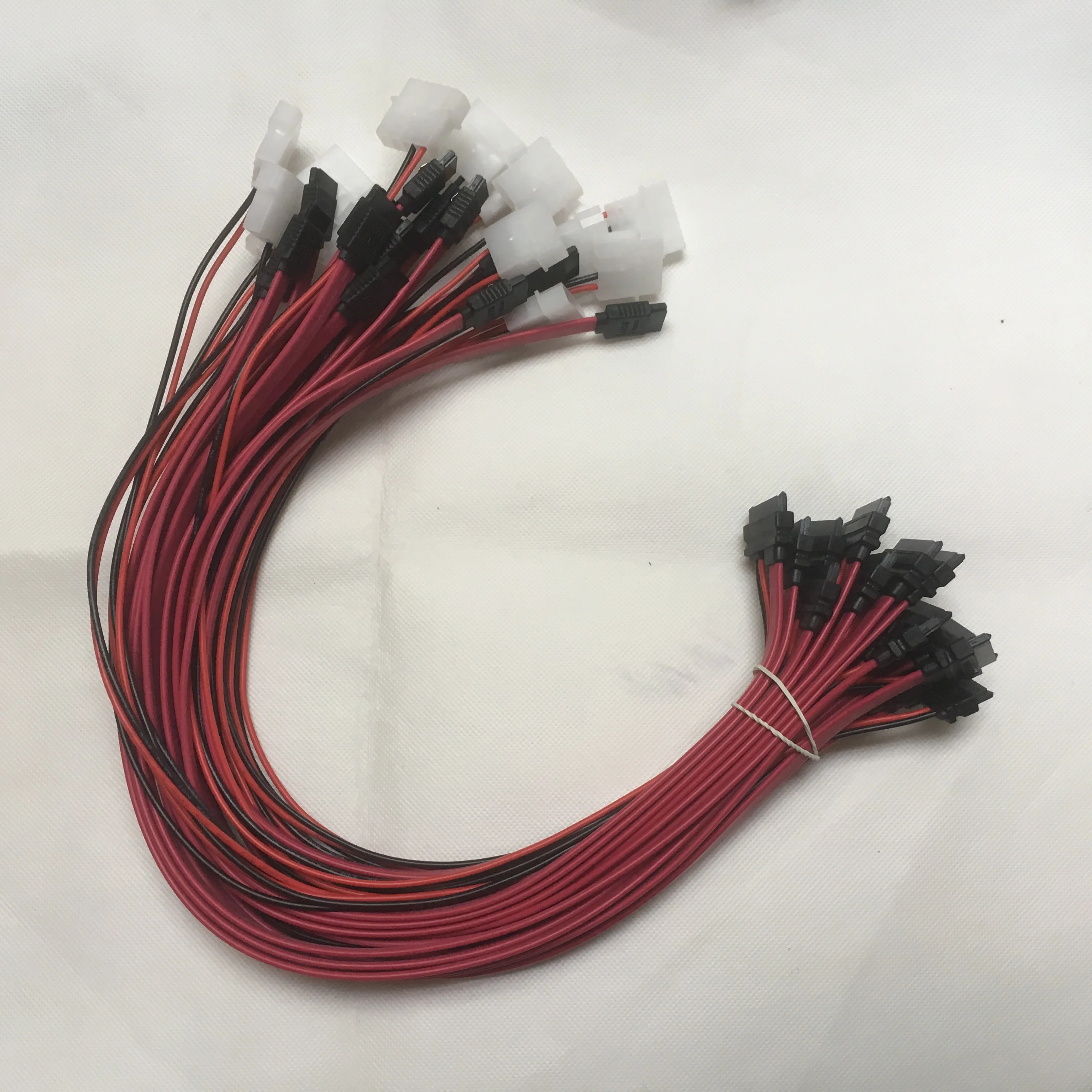 

The connection cable of the SATA optical drive is specially used for Huawei rh2288h V5 rh2288 V3 and other servers to connect th