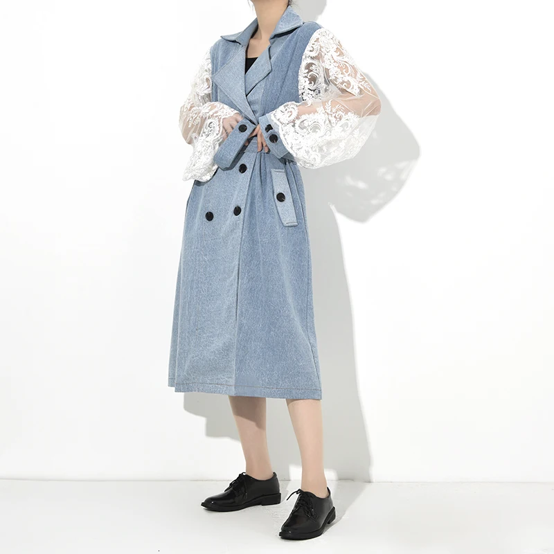[EAM] Women Blue Lace Split Double Breasted Trench New Lapel Long Sleeve Loose Fit Windbreaker Fashion Autumn Winter 1B0970