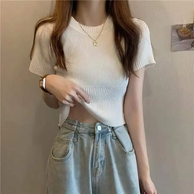 Summer Slim Thin Round Neck Solid Color Knitted Short-sleeved Pullover T-shirt Spring And Autumn New Fashion Bottoming Top white