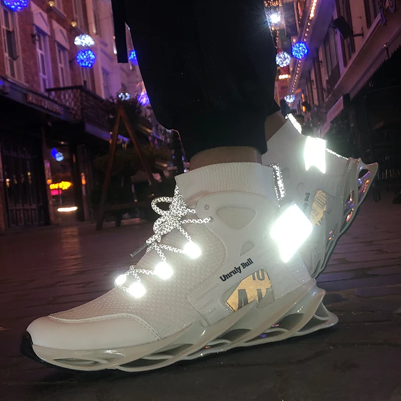 

2020 New Man Sneakers Fashion High Top Running Shoes Anti-slip Outdoor Sports Shoes Trainer Luminous Big Size Zapatos Hombre