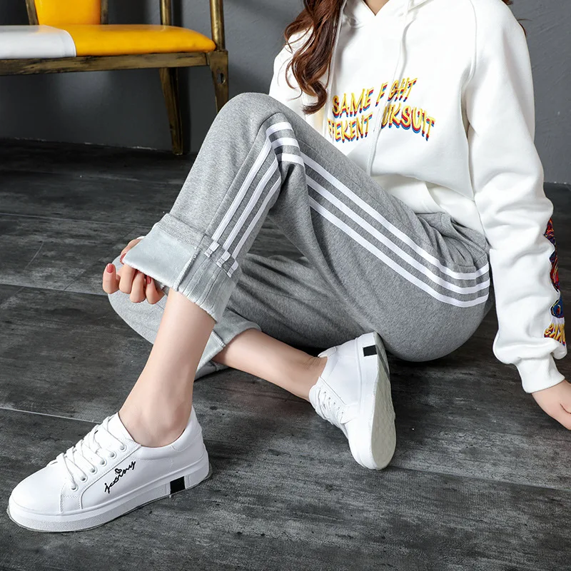 

Winter Sports Pants Women's Trousers Korean Style Harlan Pants Side Striped Casual Pants Plus Velvet Loose Warm Pants